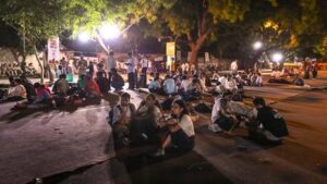BJP Workers Assault Reporters: Shocking Videos from Jantar Mantar